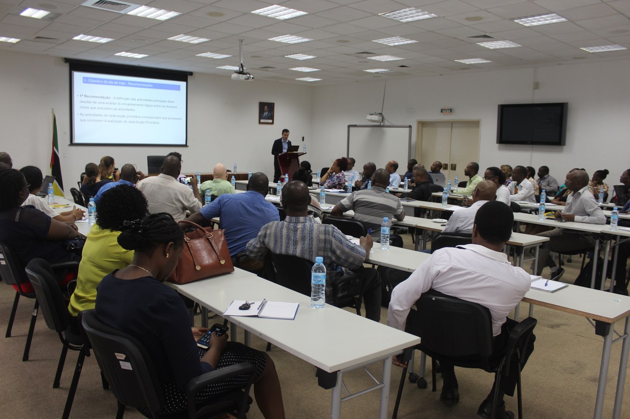 image Easy-Resize.com