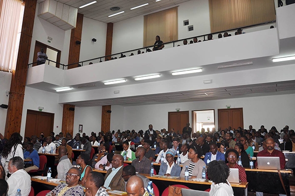 Debate sobre as Dívidas Ocultas
